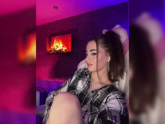  HotGirlEva chat room