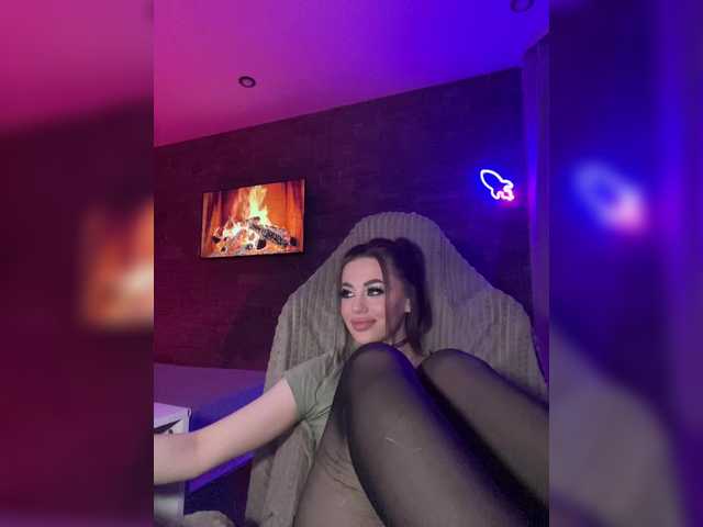 HotGirlEva's BongaCams show and profile