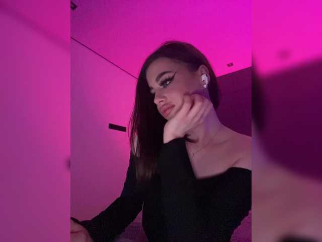  HotGirlEva chat room