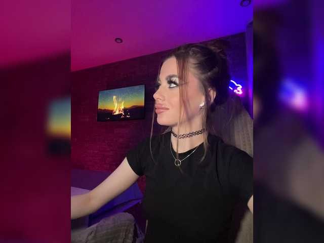 HotGirlEva's BongaCams show and profile