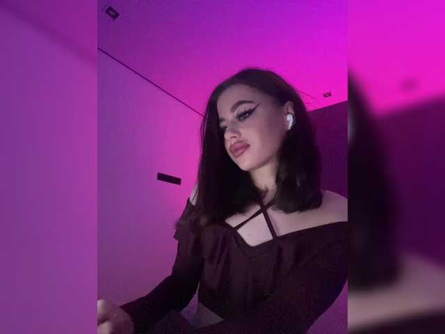  HotGirlEva chat room