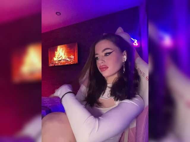  HotGirlEva chat room