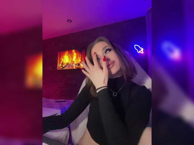 HotGirlEva's BongaCams show and profile