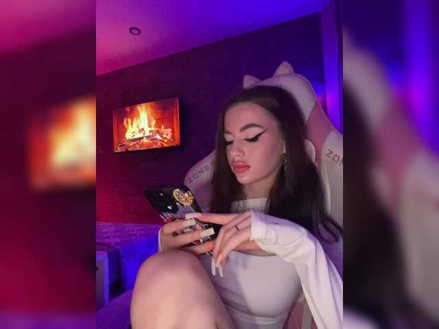  HotGirlEva chat room