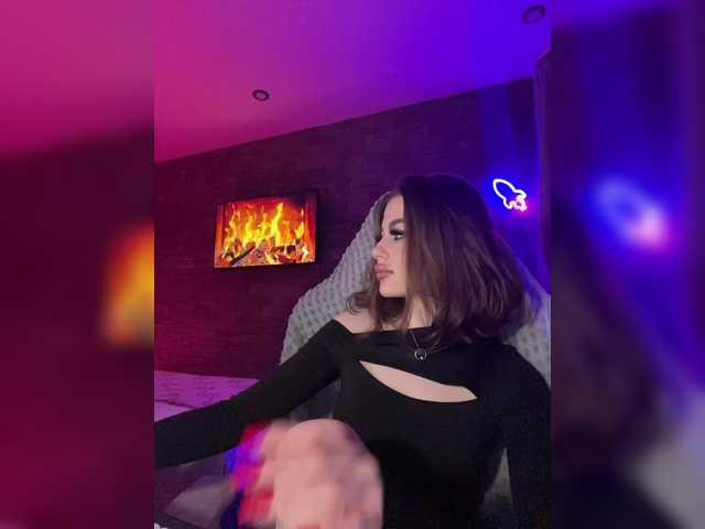 эросцена HotGirlEva