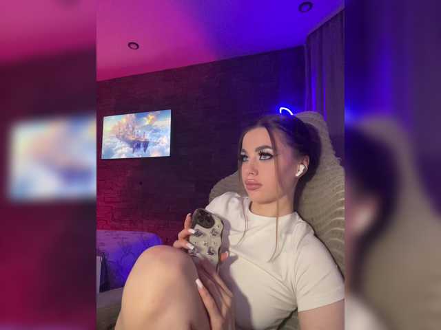 HotGirlEva's BongaCams show and profile