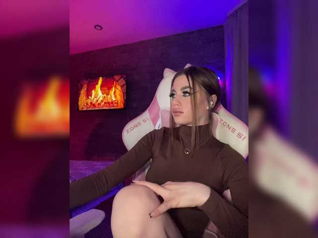 HotGirlEva — Hi, the best support is your attention and generosity. Special vibrations (111222333). I'M NOT WATCHING THE CAMERA! LOVENS - FROM 2 TC. Thank you all, I appreciate your concern and help.