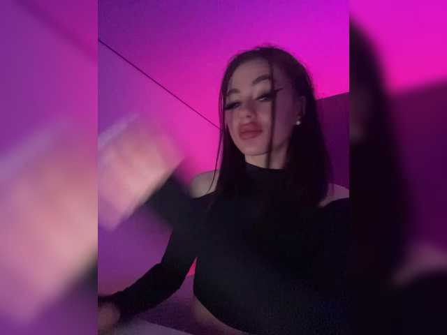  HotGirlEva chat room