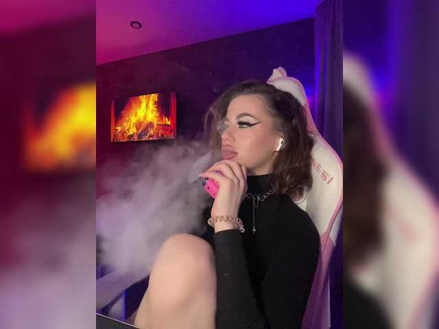 HotGirlEva's BongaCams show and profile