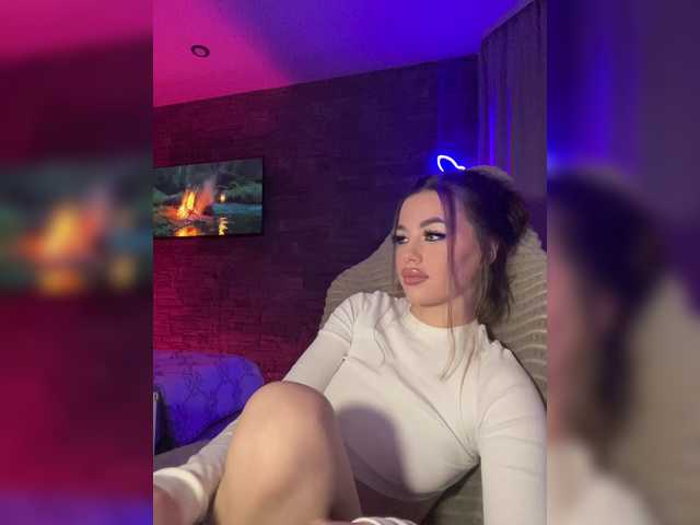 HotGirlEva's BongaCams show and profile