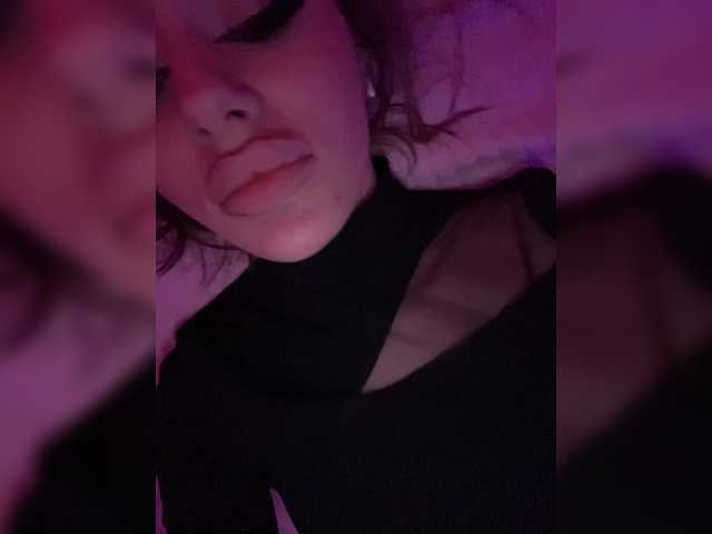 HotGirlEva's BongaCams show and profile