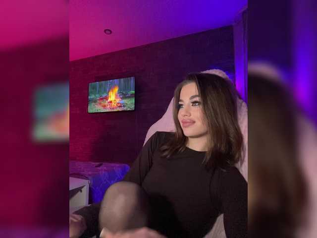 HotGirlEva's BongaCams show and profile