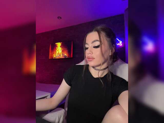 HotGirlEva's BongaCams show and profile