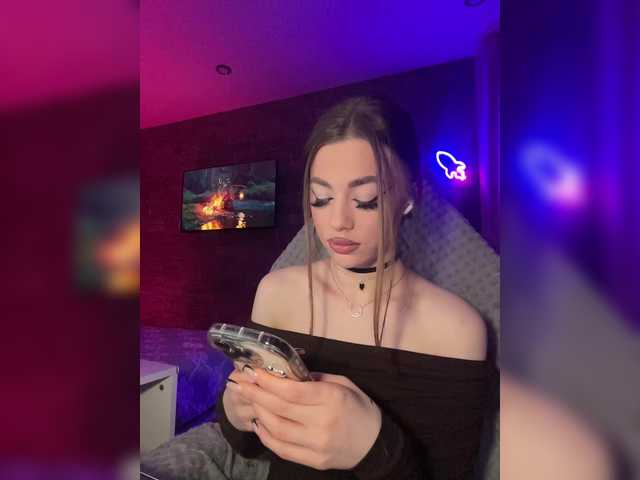 HotGirlEva's BongaCams show and profile