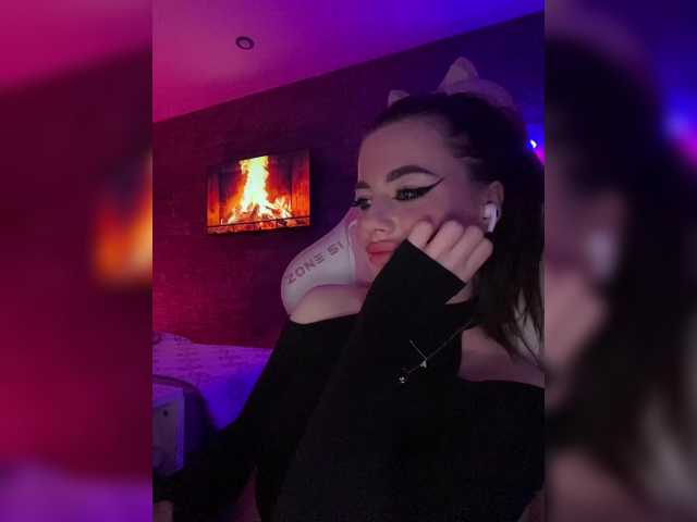Slutty HotGirlEva wants you to fuck her body now HotGirlEva from BongaCams