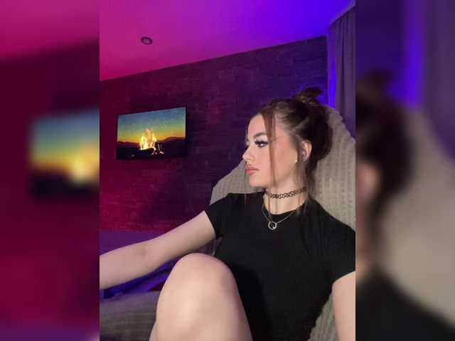 HotGirlEva's BongaCams show and profile