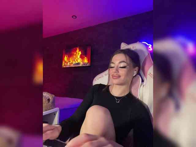 HotGirlEva HotGirlEva