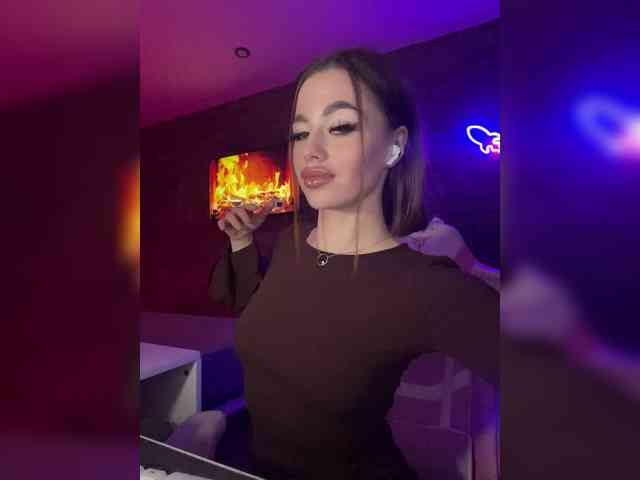 HotGirlEva HotGirlEva