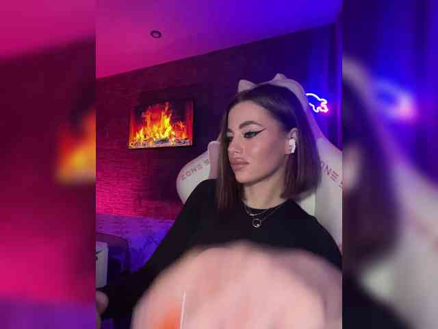 HotGirlEva HotGirlEva