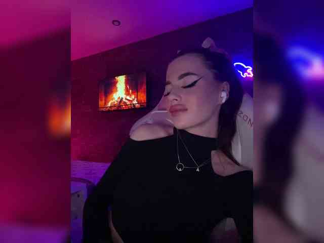 HotGirlEva HotGirlEva