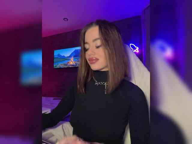 HotGirlEva HotGirlEva