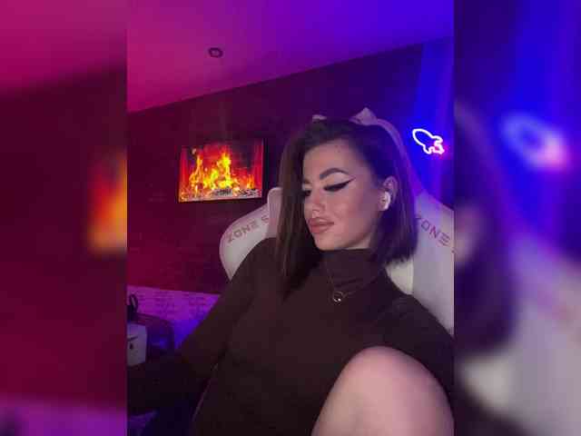 HotGirlEva HotGirlEva