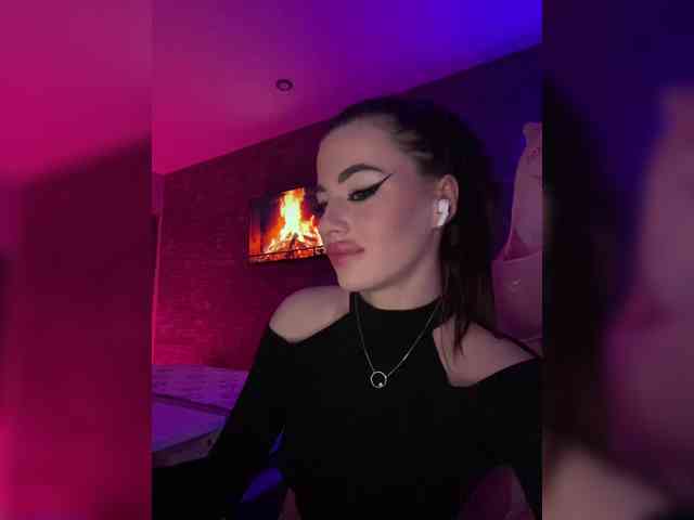 HotGirlEva HotGirlEva