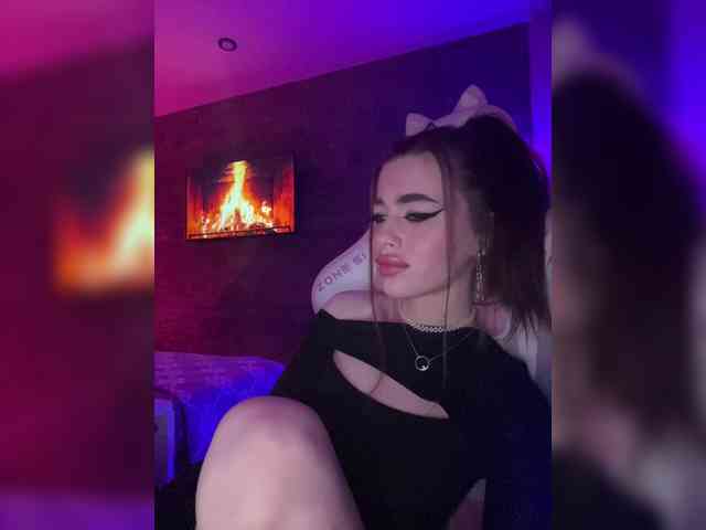 HotGirlEva Live Webcam on BongaCams