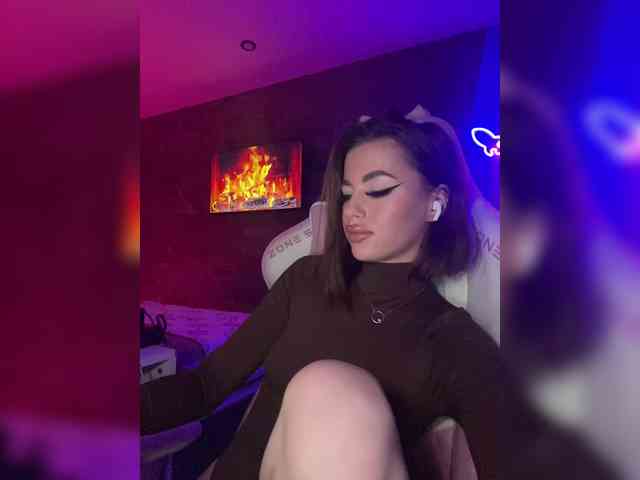 HotGirlEva HotGirlEva