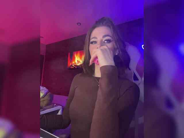 HotGirlEva HotGirlEva