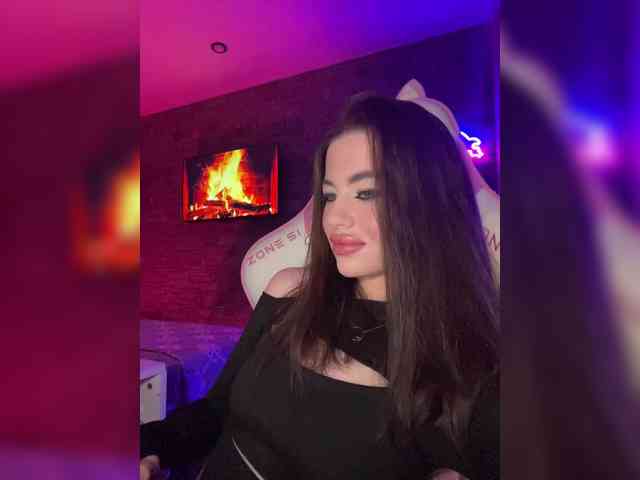 HotGirlEva HotGirlEva