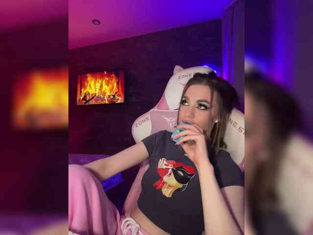 HotGirlEva Live Webcam on BongaCams