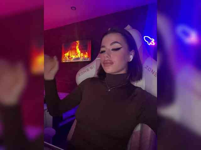 HotGirlEva HotGirlEva