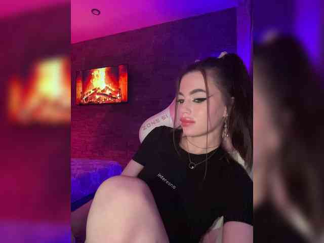 HotGirlEva Live Webcam on BongaCams