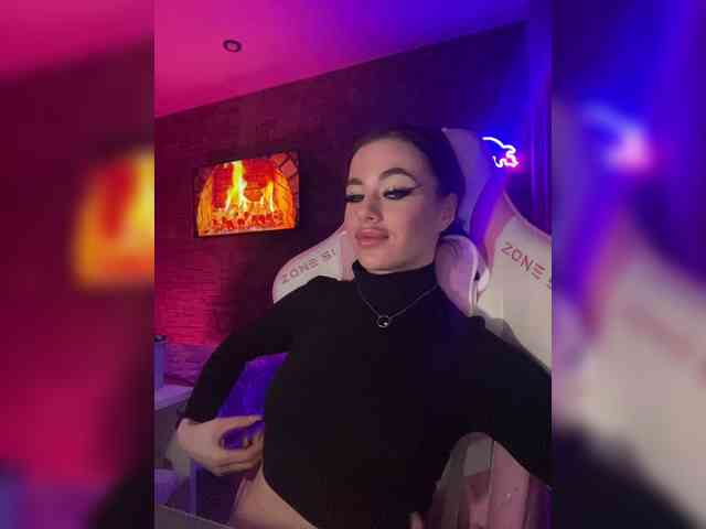 HotGirlEva HotGirlEva