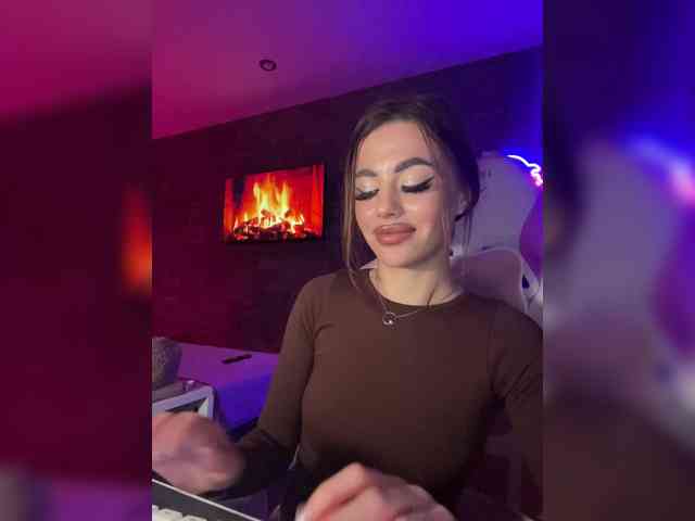 HotGirlEva HotGirlEva