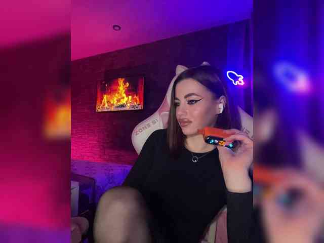 HotGirlEva HotGirlEva