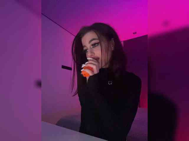 HotGirlEva
