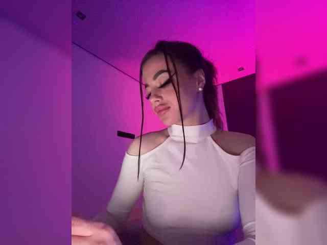 chat on line HotGirlEva