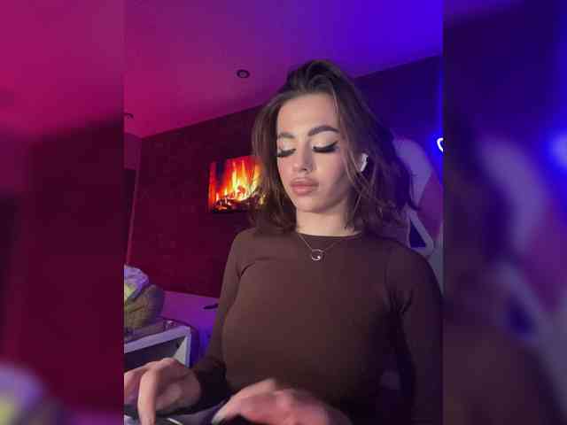 HotGirlEva HotGirlEva