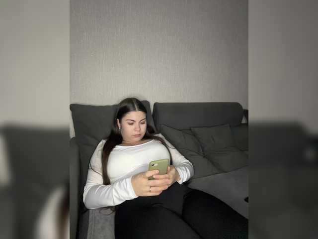 -Pink-Sativa-'s BongaCams show and profile