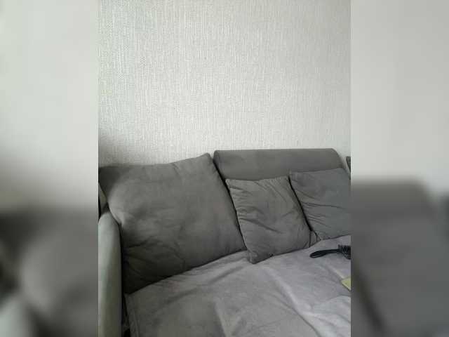 -Pink-Sativa-'s BongaCams show and profile