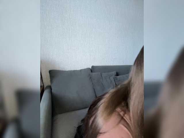 -Pink-Sativa-'s BongaCams show and profile