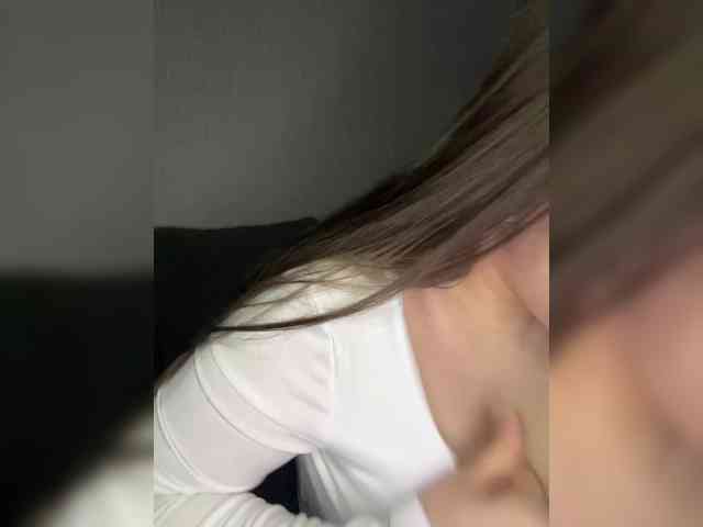 -Pink-Sativa- webcam