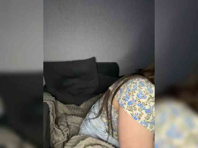 -Pink-Sativa- webcam