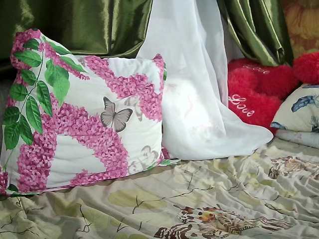 Yoursex2022's BongaCams show and profile