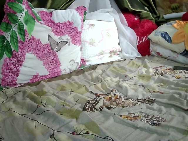 Yoursex2022's BongaCams show and profile