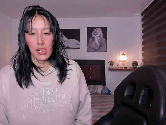Mariana-Jones webcam