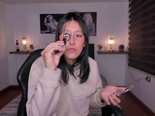 Mariana-Jones webcam