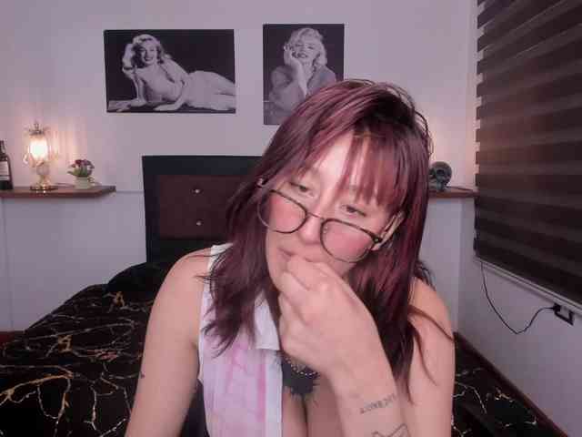 Mariana-Jones webcam